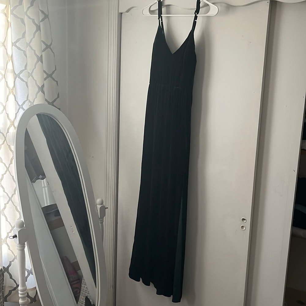 Lulus emerald green velvet bridesmaid dress